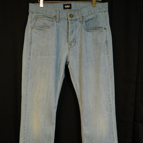 Rare jean feel Hudson Jeans Nwot Light Blue Button Fly Sz 32